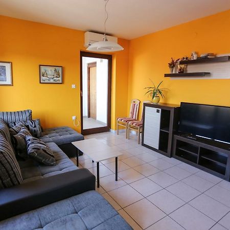 Apartment Sunny Place Pula Exteriér fotografie